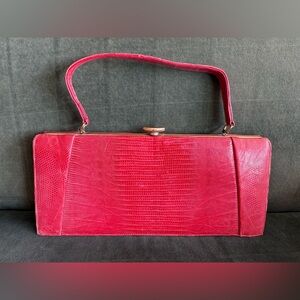 Vintage Escort lizard clutch